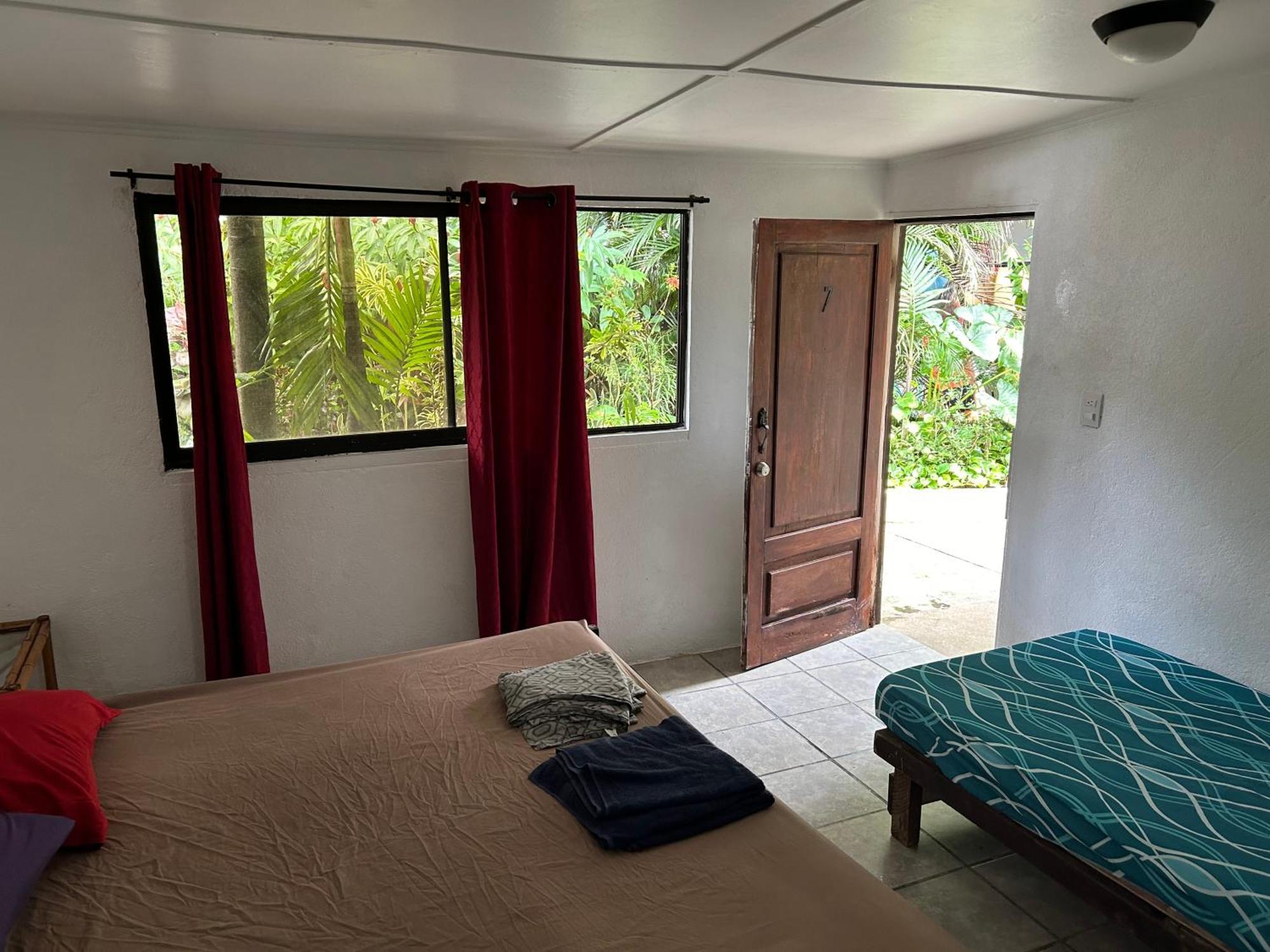 Pura Vida Hostel 塔马林多 外观 照片