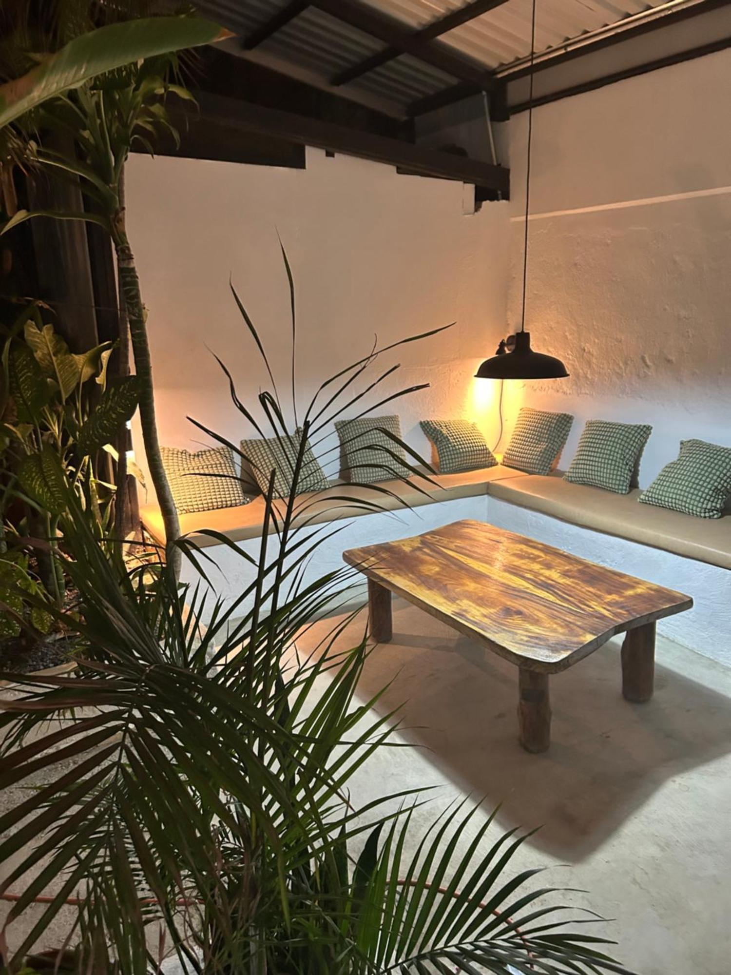Pura Vida Hostel 塔马林多 外观 照片